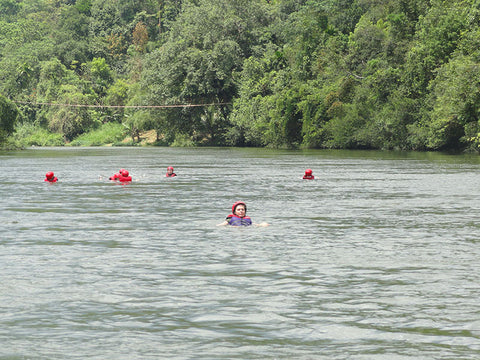 Flat Water Rafting in Kelani River in Kitulagala